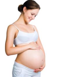 mujer esperando bebé